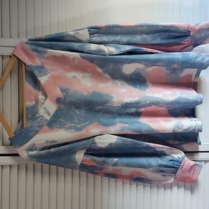 Long sleeve, tie dye shirt, xl, v neck